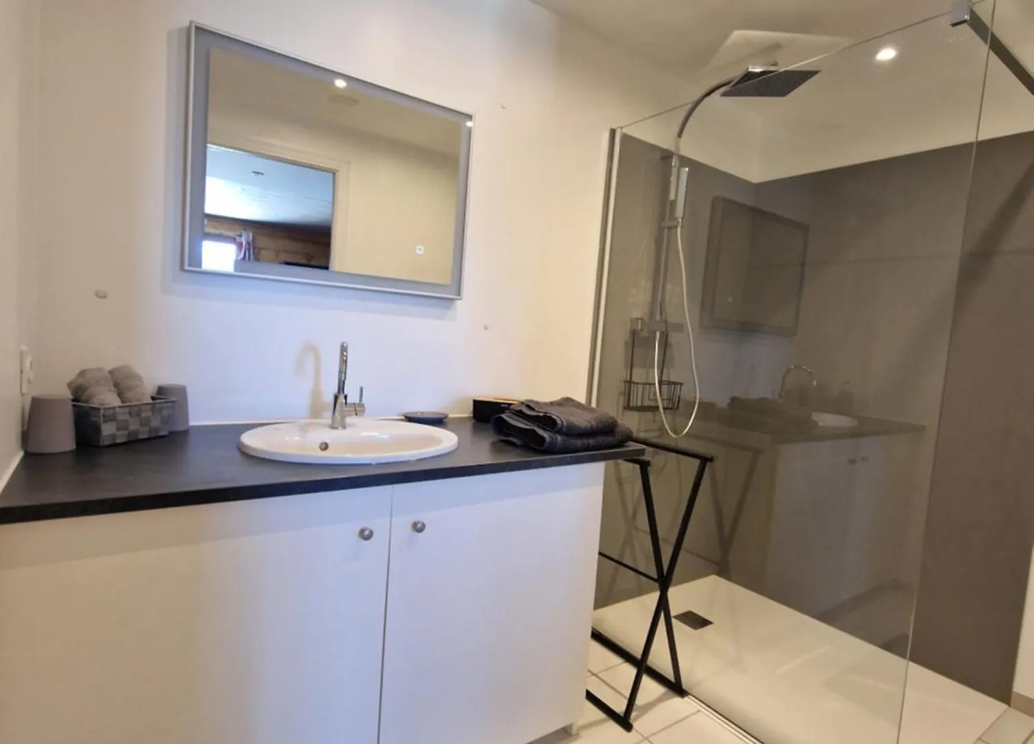 Appartement Atypique Saxel 0*,
